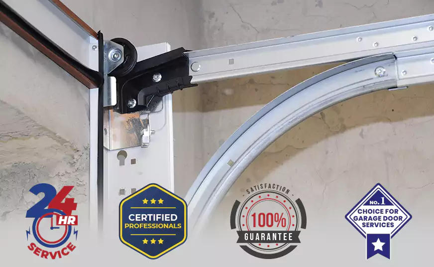 Roller Door Lock Barrel Replacement in Palmetto Bay, FL