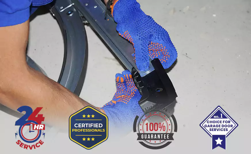 Single Track Garage Door Seal Replacement in Palmetto Bay, FL